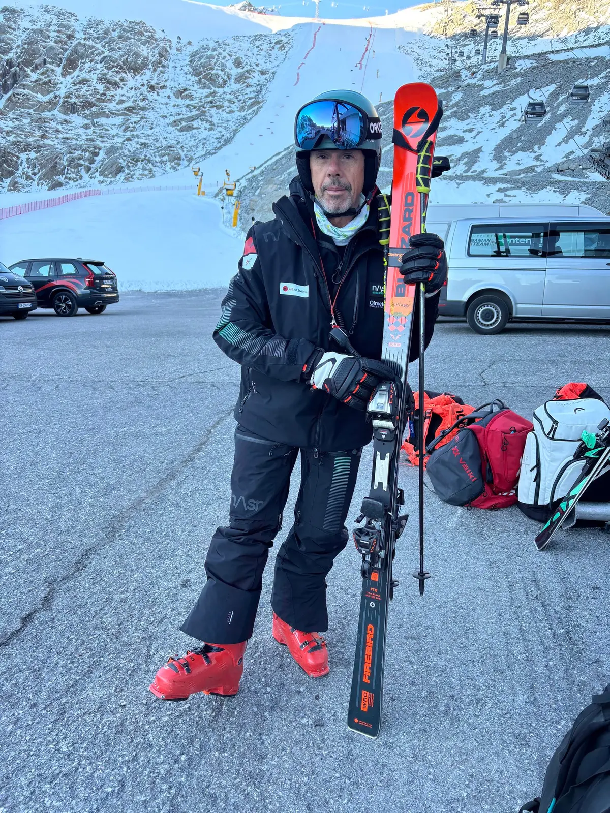 Alessandro Schiasselloni sulla neve con gli sci